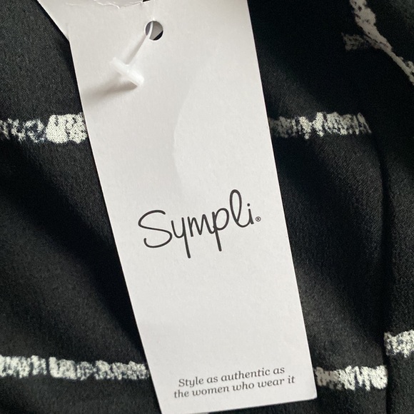 NWT. Sympli top - Picture 7 of 10